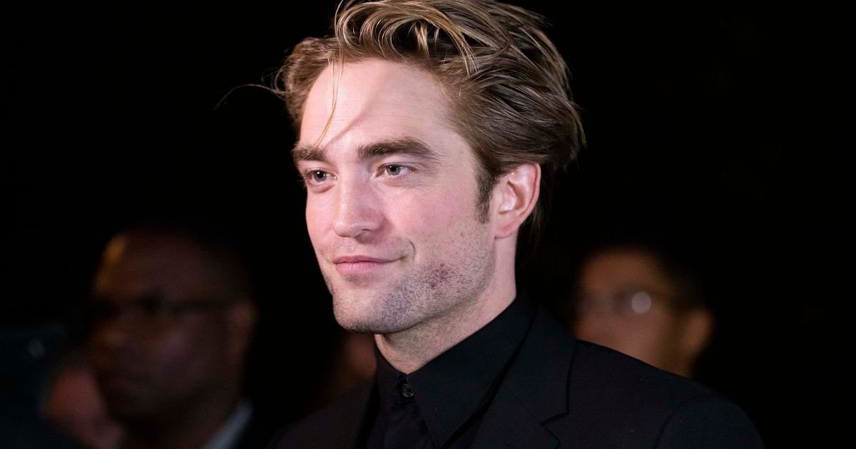 Robert Pattinson Net Worth (2023): $100 Million