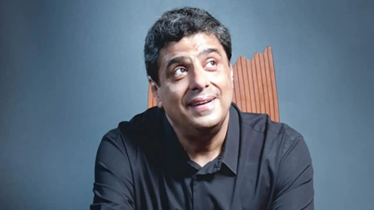 Ronnie Screwvala Net Worth: $4.5 Billion (Indian Entrepreneur, Film Producer)